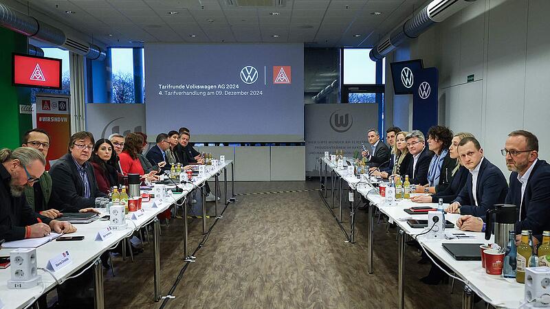 GERMANY-AUTOMOBILE-VOLKSWAGEN-LABOUR