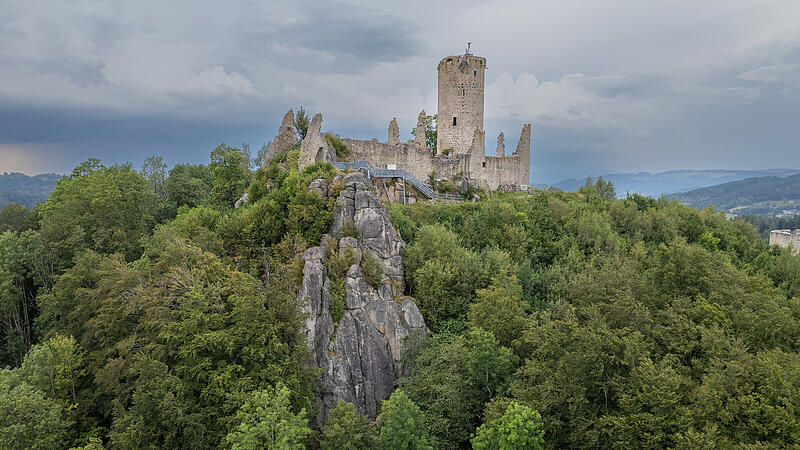 Ruine Waxenberg.