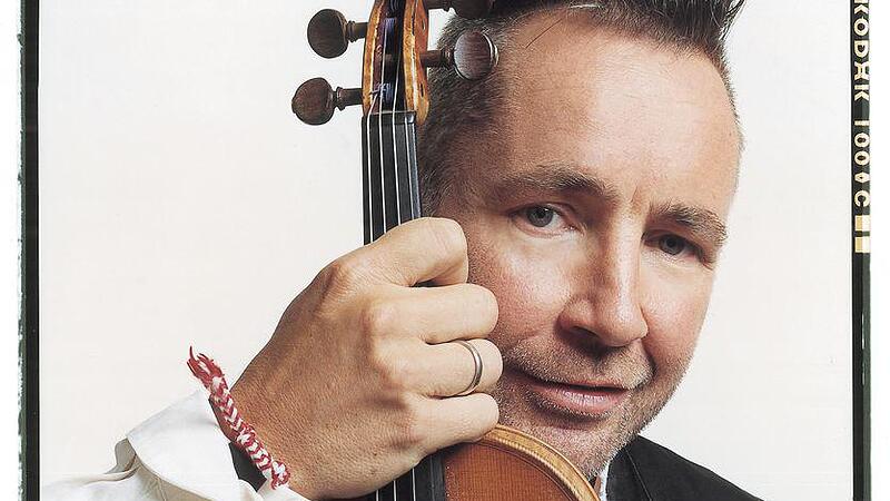 Nigel Kennedy: Klassik-Star, Punk, und Aston-Villa-Fan