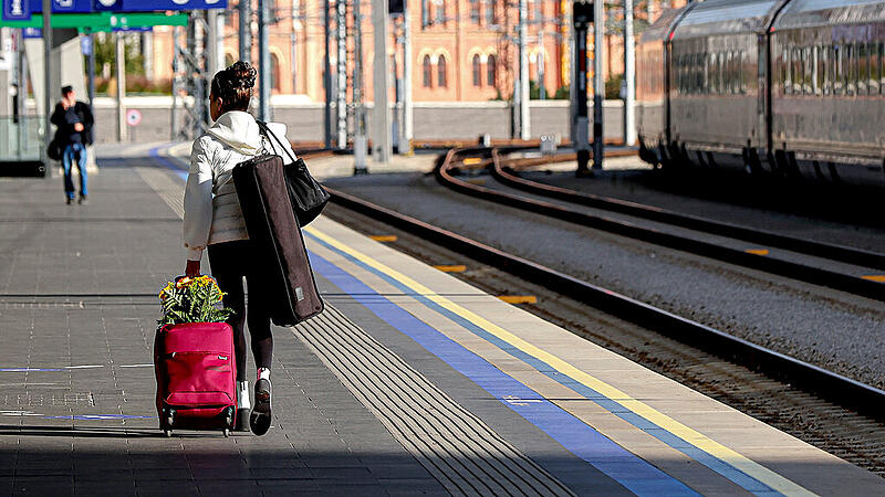 Bahnhof Reise