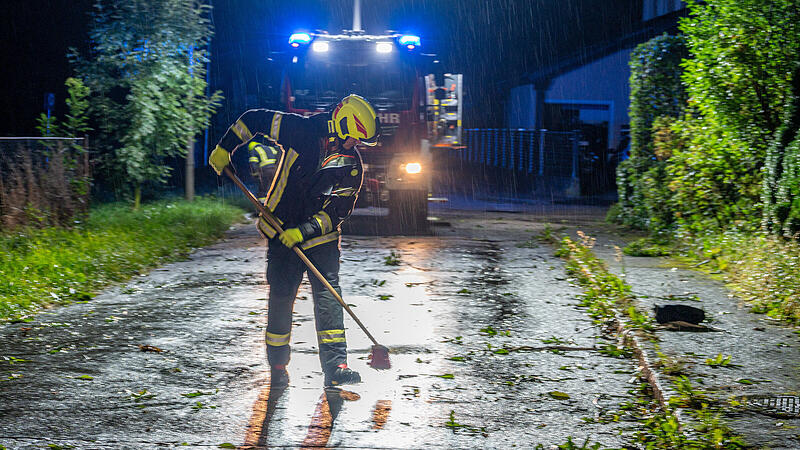 200 Einsätze: Nächtliches Unwetter forderte Oberösterreichs Feuerwehren