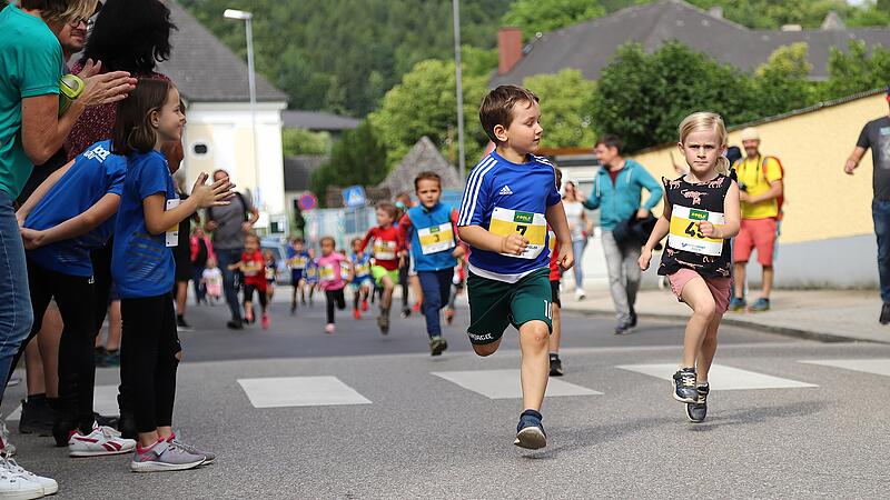 Premierensieg beim Vöcklabrucker Stadtlauf