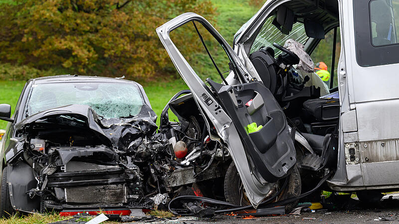 Schwerer Verkehrsunfall auf der B3 im Gemeindegebiet von Saxen