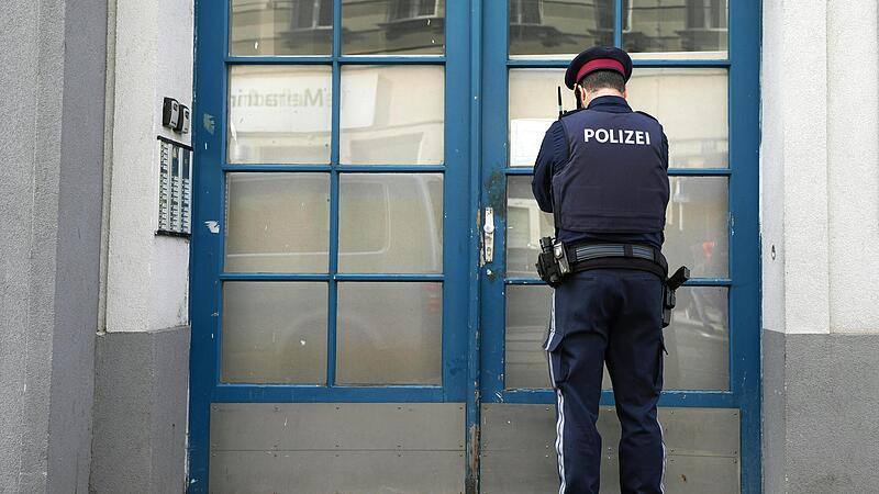 WIEN: MANN IN STIEGENHAUS VERBLUTET - FREMDVERSCHULDEN VERMUTET