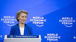 SWITZERLAND-DAVOS-POLITICS-ECONOMY