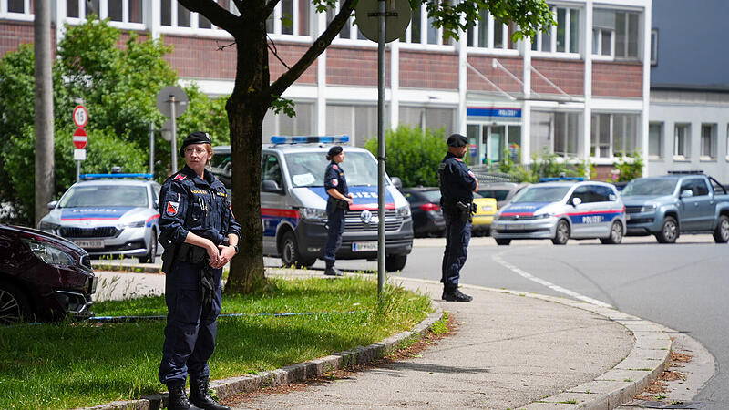 Bombendrohung: Linzer Polizei evakuiert