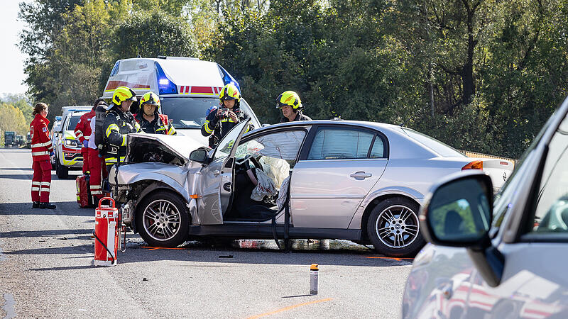 Unfall Auf Der B139 Bei Traun Forderte 5 Verletzte | Nachrichten.at