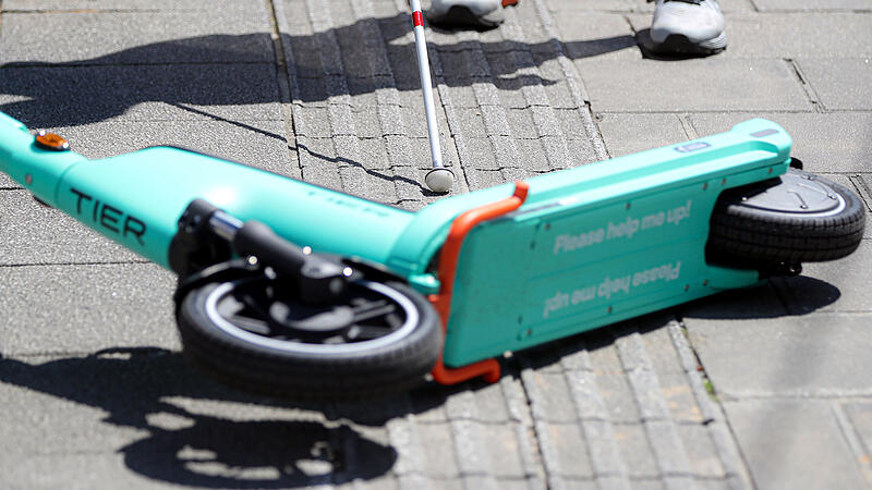 "Zeit ist reif": Linz will Strafen für falsch geparkte E-Scooter einführen