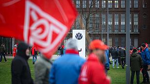 GERMANY-AUTOMOBILE-VOLKSWAGEN-LABOUR