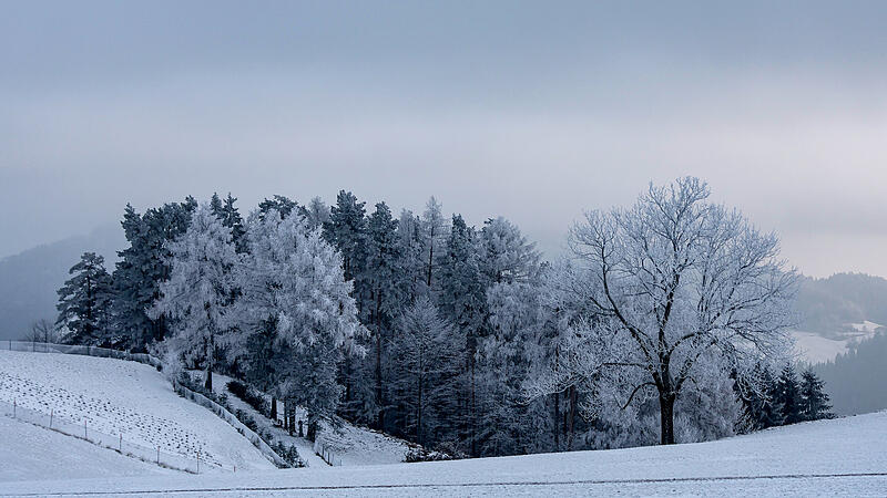 Kaltfront lässt die Schneefallgrenze unter 1000 Meter sinken