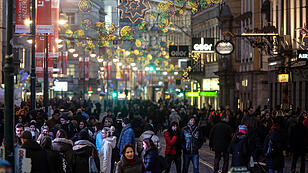 Landstraße Einkaufen Weihnachten