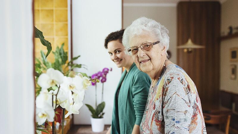 Plattform mit Mehrwert: Die „Wohnbuddys“ vermitteln Wohnraum etwa in leerstehenden Zimmern in Seniorenwohnheimen an junge Menschen.