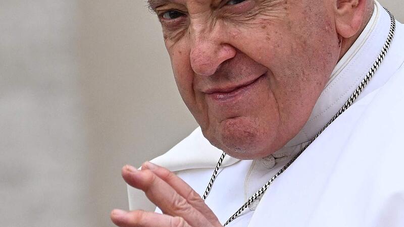 "Auch nur ein Mensch": Der Papst liebt Fußball und neigt zur Ungeduld