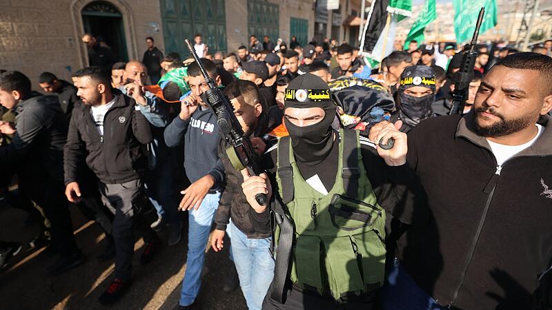 Mehrheit der Palästinenser sieht Hamas positiv
