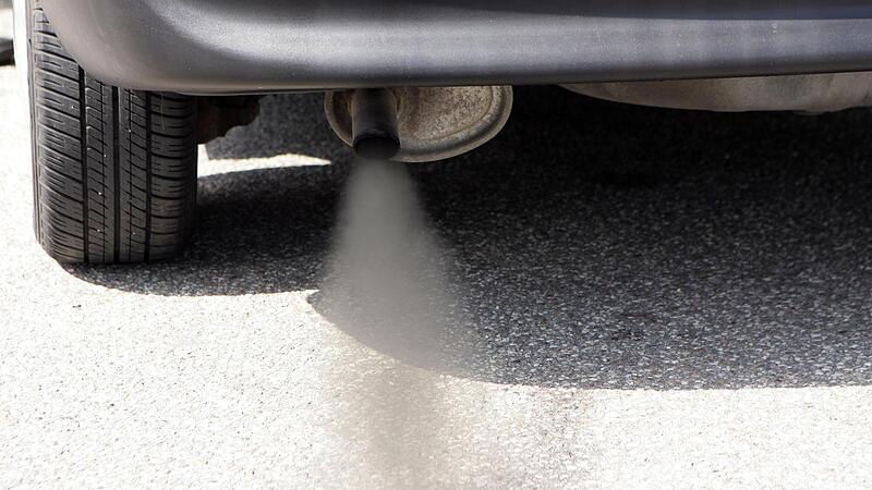 Wenn ein Diesel mächtig rußt, wird zu viel Kraftstoff verheizt