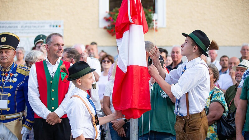 Mehr als 45.000 Besucher ließen es rund um den Mondsee krachen