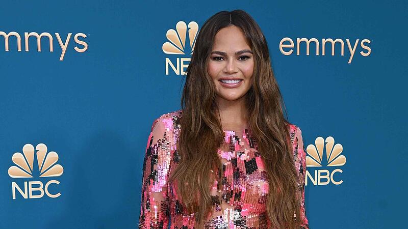 Chrissy Teigen: "Es war eine Abtreibung"