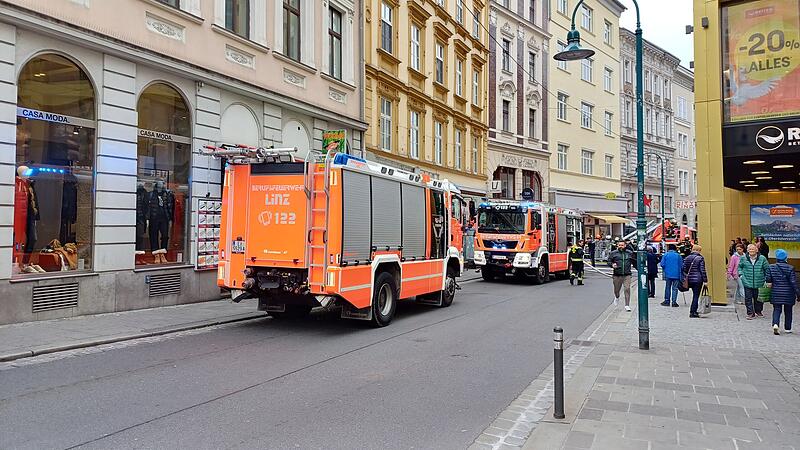 Feuerwehreinsatz Graben