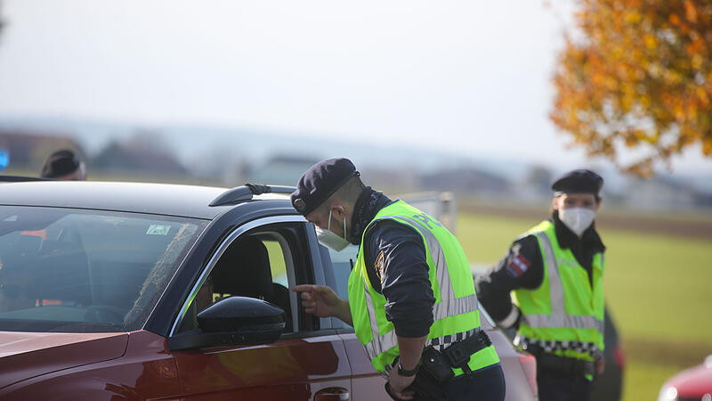 Zwei Todesfälle, Krankenhaus am Limit und wieder Ausreisekontrollen