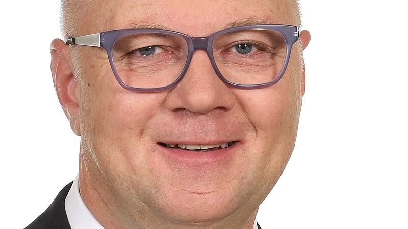 Rudolf Mayr (SP), Bürgermeister in Klaus/Pyhrnbahn, steht Pramberger zur Seite