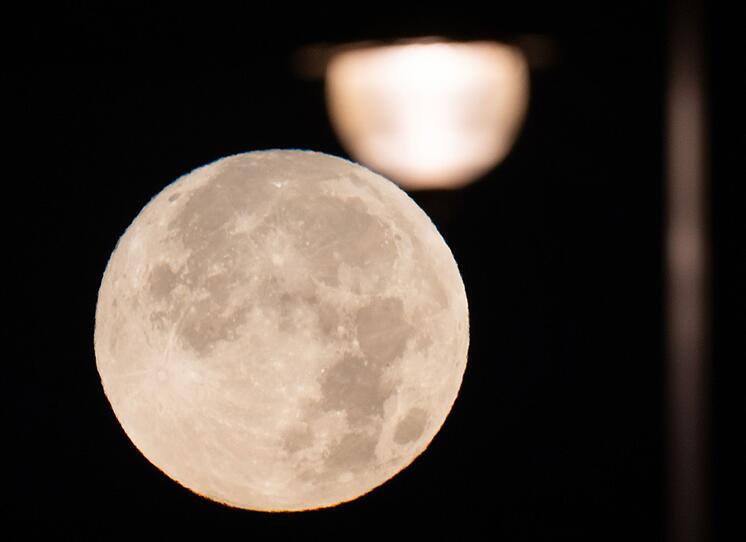 Supermond erhellte den Nachthimmel