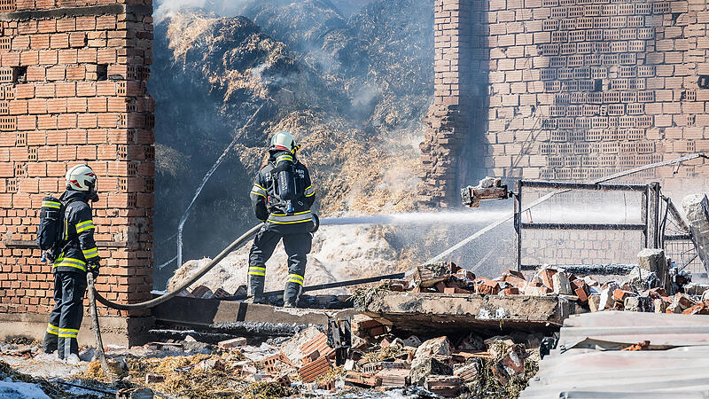 Großbrand in St. Marienkirchen an der Polsenz: 17 Feuerwehren im Einsatz