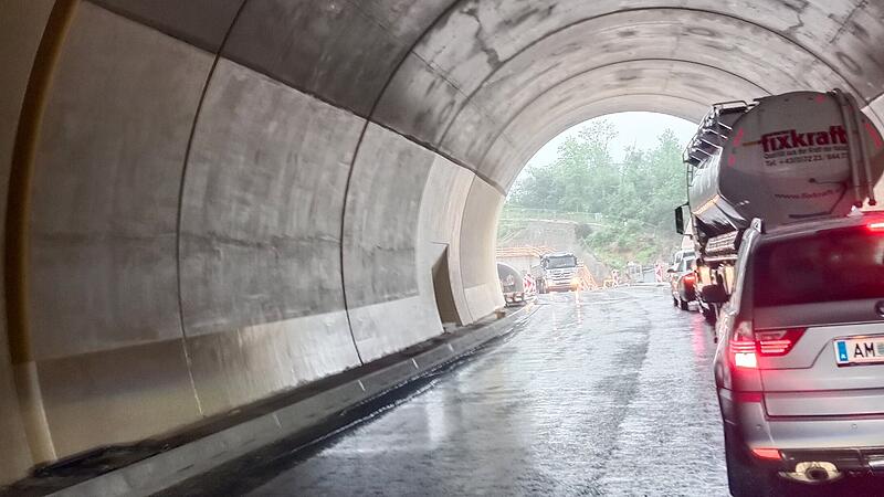 Der 65 Meter lange "Tunnel I" in Weyer ging ungeplant als "Umleitung" vorübergehend schon in Betrieb.