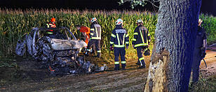 Elektroauto in Flammen: Zwei Jugendliche starben