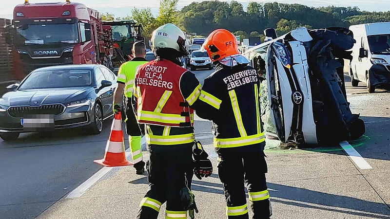 Sieben Schwerverletzte nach Unfall auf der A1