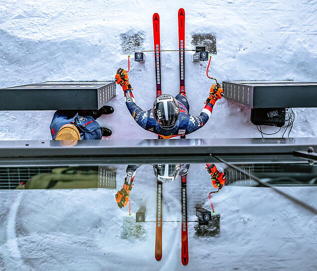 Heute wird noch trainiert, Freitag (Super-G), Samstag (Abfahrt) und Sonntag (Slalom) wird es dann ernst. "Wer sich zu den besten Abfahrern der Welt zählen will, muss in Kitzbühel gewonnen haben", sagte etwa Österreichs Ski-Kaiser Franz Klammer, dessen Premierensieg auf der Streif sich heuer zum 50. Mal gejährt hat.