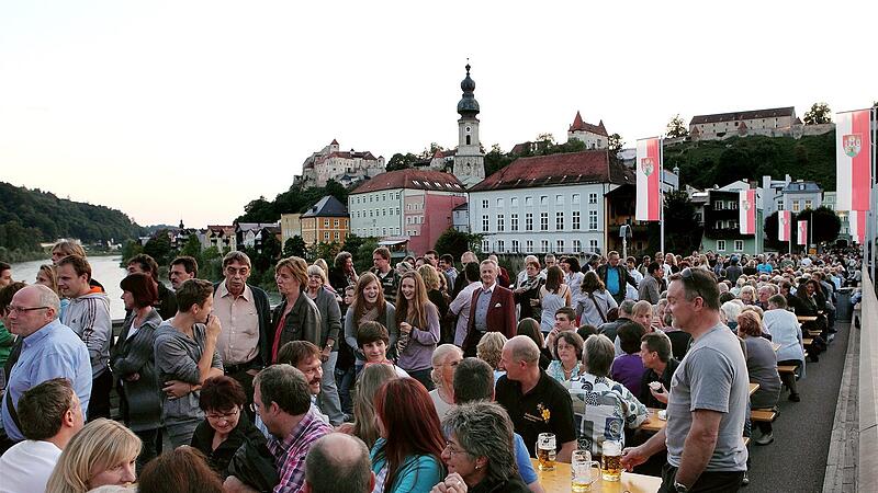 Zwei Orte, eine Brücke und ein gemeinsames Fest