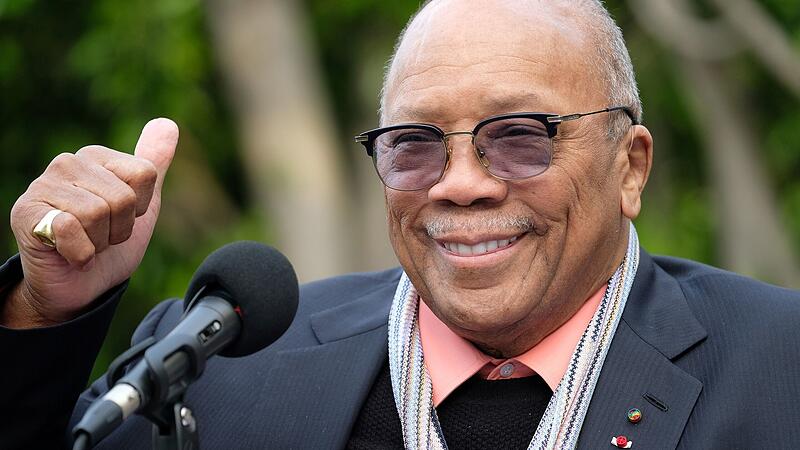 ENTERTAINMENT-US-FRANCE-RECEPTION-QUINCY JONES