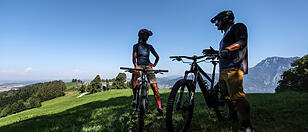 Aufbruchsstimmung bei den Mountainbikern in der Traunsee-Region