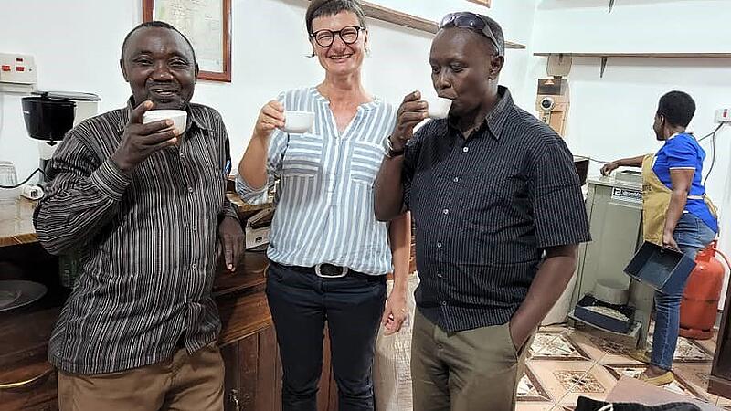 Die Lochnerin und ihr sehr fairer Kaffee aus Afrika