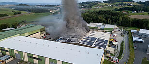 Brand auf Industriegelände in Gerling