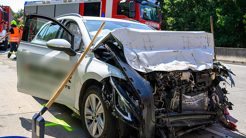 Schwerer Verkehrsunfall auf der A1 bei Allhaming