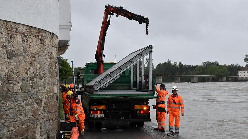 Hochwasser Lage in Oberösterreich - Hochwasserschutz in Schärding