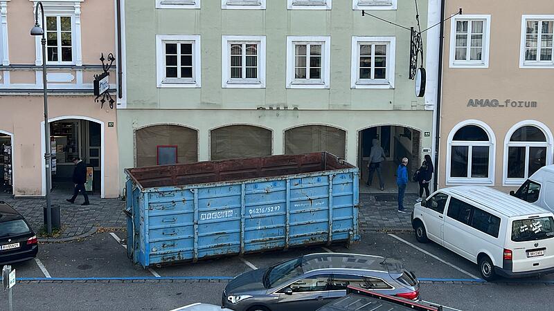 Debatte um Nahversorger am Stadtplatz Braunau reißt nicht ab