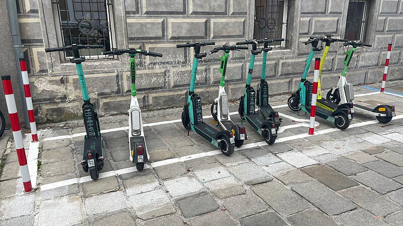 E-Scooter Wels Parkplätze