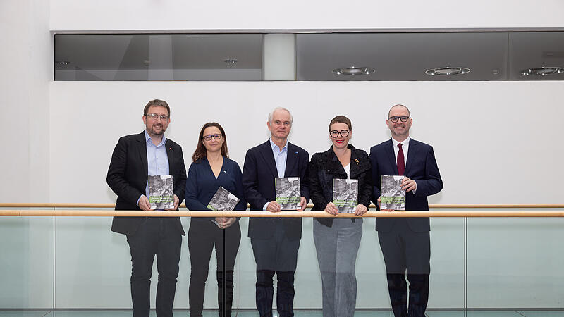 Buch zu Linzer Straßennamen präsentiert