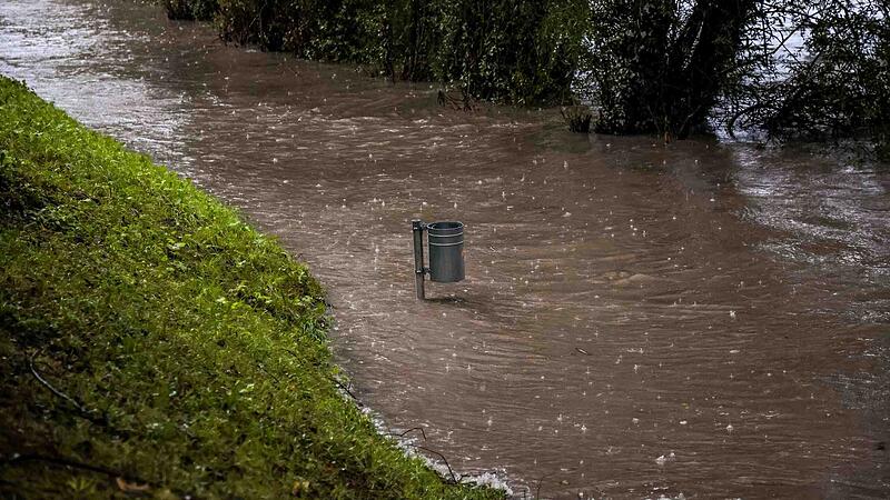 AUT, Unterwegs in Oberösterreich, Vermurrungen, Überflutungen, Hochwasser,  Aktuelle Lage Steyr