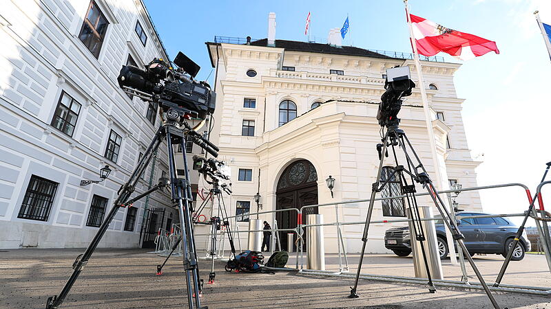 KOALITION: HOFBURG