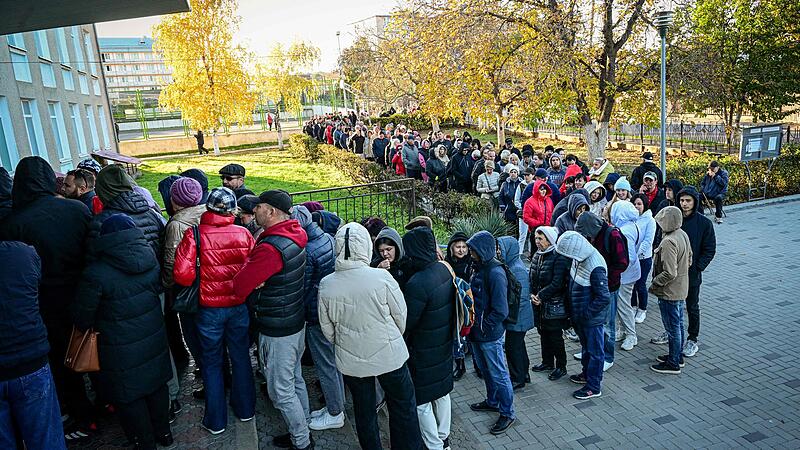 MOLDOVA-ELECTION-VOTE