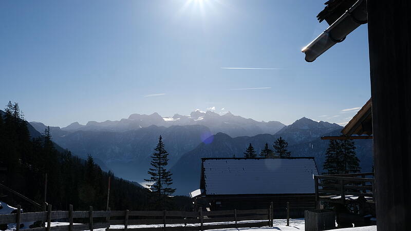 Winterwandern mit Dachsteinblick