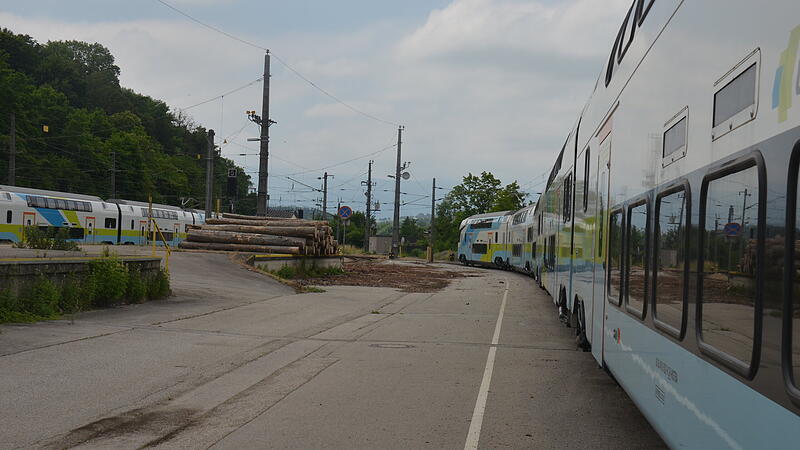 Steyrer Bahnhof als Parkplatz für neue "Westbahn"-Züge