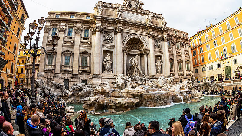 trevi brunnen