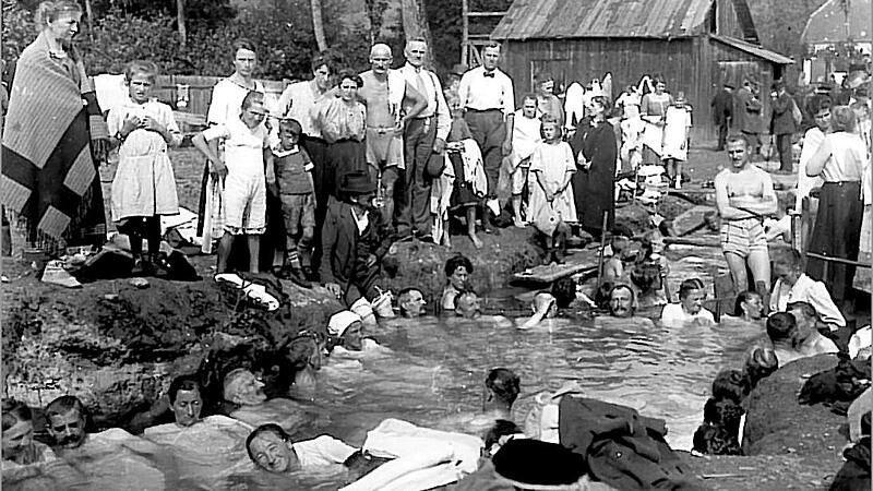 Bad Schallerbach feiert beim Marktfest 100 Jahre Kurort und Heilbad