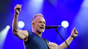 Zum 35-Jahr-Jubiläum haben sich heuer zahlreiche Stars für den Konzertsommer auf Burg Clam angesagt. Den Auftakt macht Clamrock am 4. Juli, Superstar Sting ist am 15. Juli zu Gast.