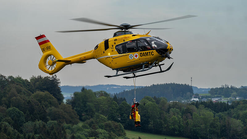 Schwerer Sturz bei Suche nach Silbermünzen: Helikoptereinsatz rettet Verletzten