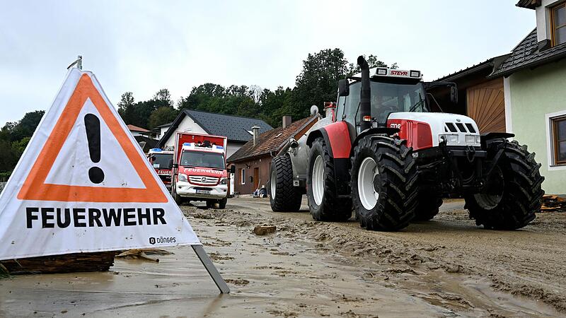 Aufräumarbeiten nach dem Hochwasser